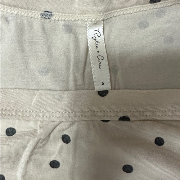 Rylee + Cru Women’s Lounge Set in Dots - Picture 9 of 9